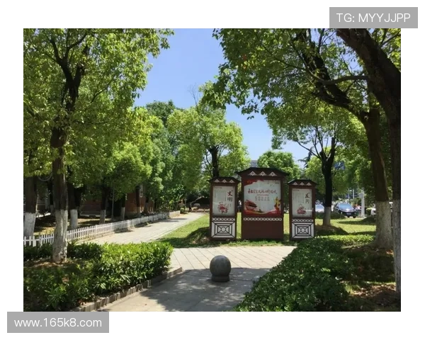 探秘百丽宫贴吧：分享美食、旅游与生活的乐趣